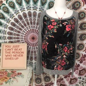 Kut From the Kloth long sleeve top size Medium